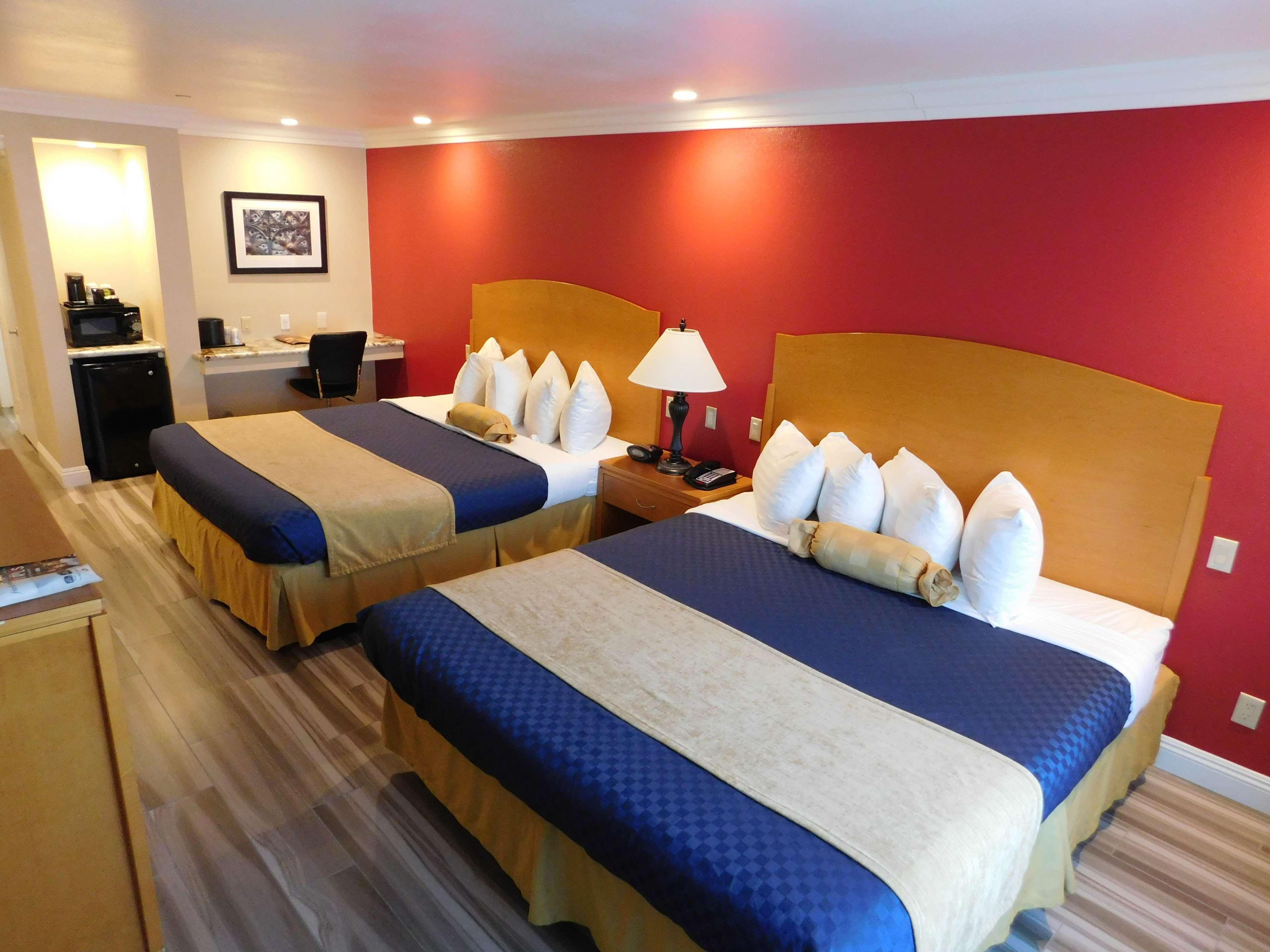 Best Western Plus - Anaheim Orange County Hotel Плесенша Екстер'єр фото