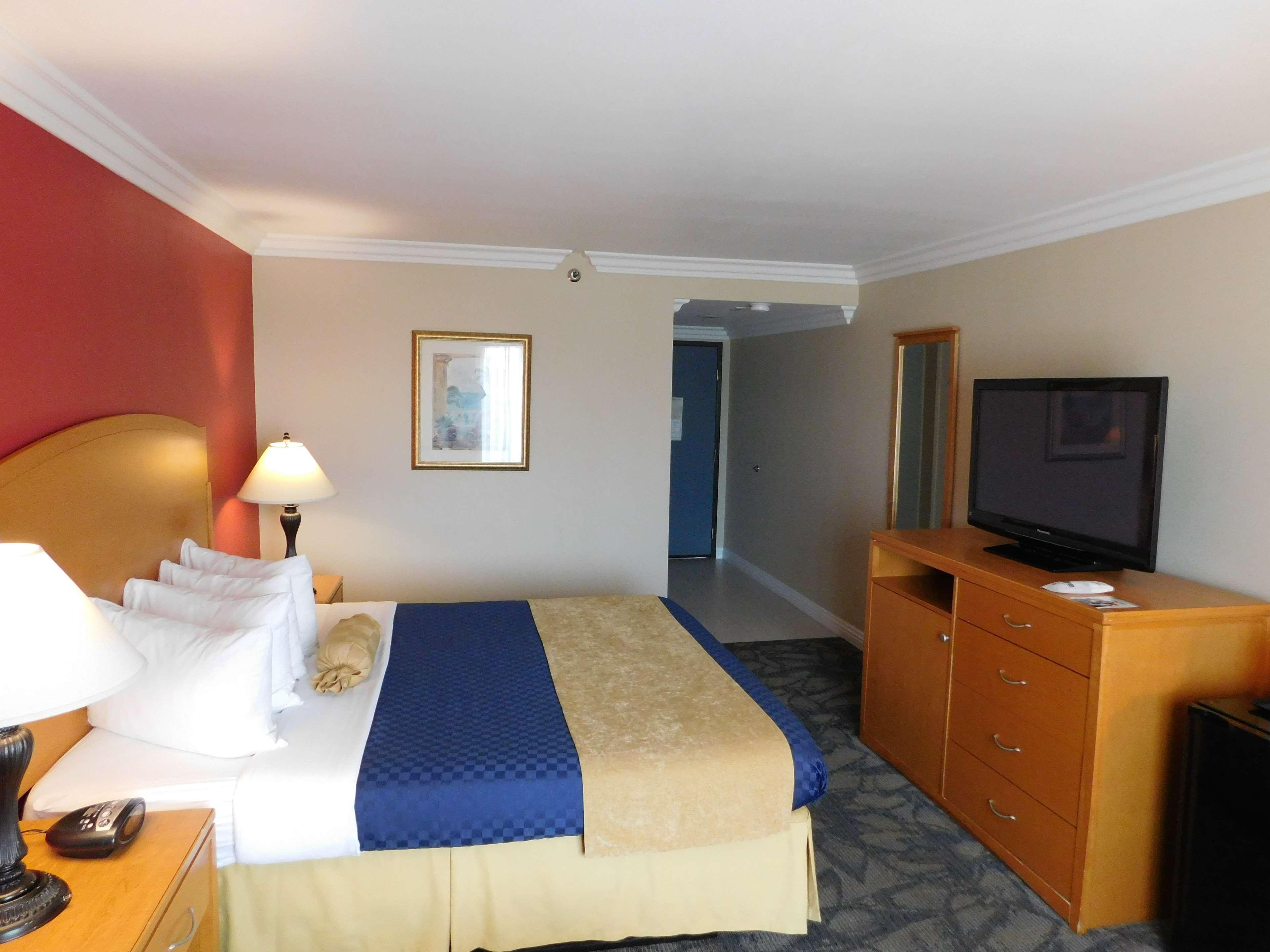 Best Western Plus - Anaheim Orange County Hotel Плесенша Екстер'єр фото