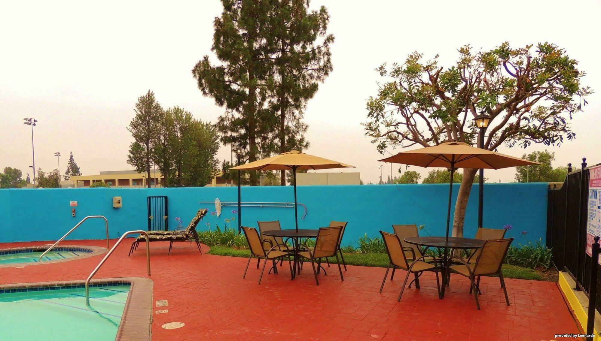 Best Western Plus - Anaheim Orange County Hotel Плесенша Екстер'єр фото